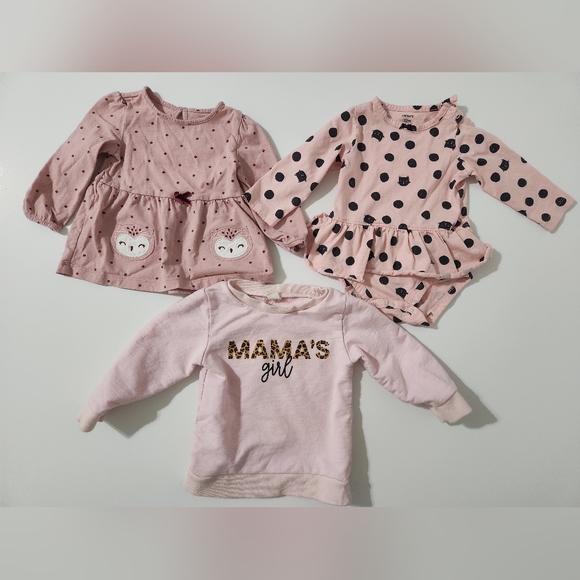 SOLD 12 months baby girl winter bundle - 12 items - Picture 4 of 7